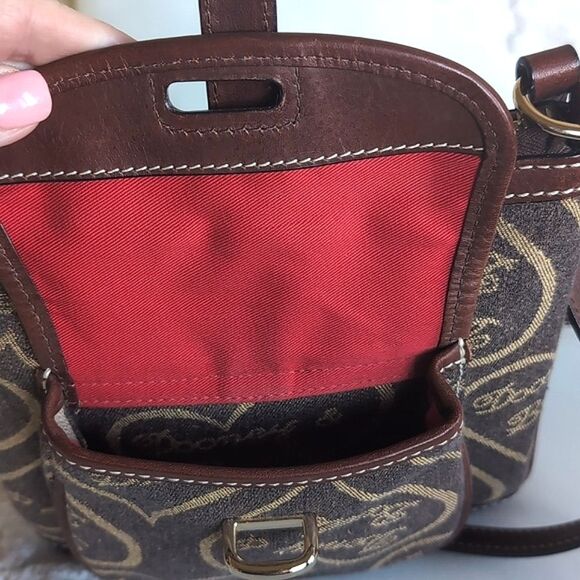 Dooney & Bourke Brown And Gold Signature Patterned Compact Crossbody Bag 🤎 - Picture 7 of 16